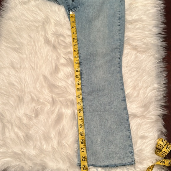 EUC BANANA REPUBLIC LIGHT WASH DEMI BOOT JEANS IN WOMEN’s  SIZE 24/00 PETITE - Picture 7 of 8
